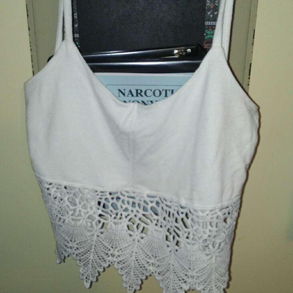 Tie crop top. Size small
